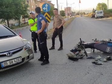 Kazada yaralanan motosikletli 16 günlük yaşam savaşını kaybetti