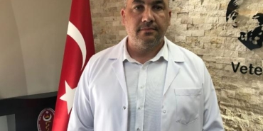 Kedisinin ölümünden sorumlu tuttuğu veterineri darbetti (2) 27 Kedisinin ölümünden sorumlu tuttuğu veterineri darbetti 2