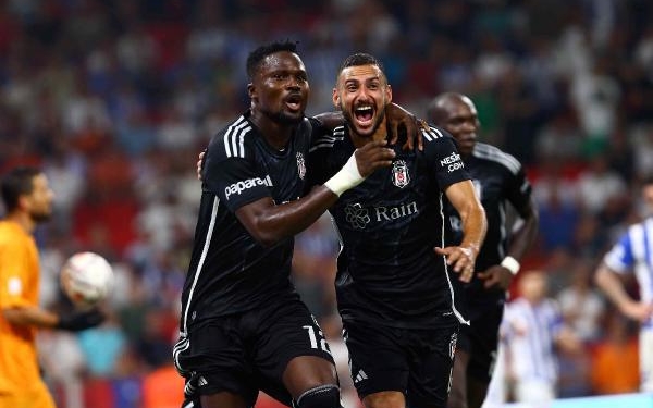 KF Tirana - Beşiktaş (EK FOTOĞRAFLAR) 6 KF Tirana - Beşiktaş EK FOTOĞRAFLAR