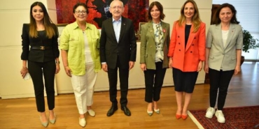 Kılıçdaroğlu: Kadınların aday olmak için teşvik edilmesi gerekiyor 22 Kılıçdaroğlu Kadınların aday olmak için teşvik edilmesi gerekiyor