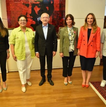 Kılıçdaroğlu Kadınların aday olmak için teşvik edilmesi gerekiyor