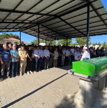 Kızılırmakta alabora olan botta yaşamını yitiren çömlek ustası toprağa verildi