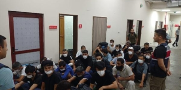 Koacelide yakalanan 24 kaçak göçmen sınır dışı edildi