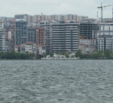 Küçükçekmece gölü için kritik uyarı girilmemeli balıkçılık yasaklanmalı