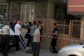 Küçükçekmece'de 7 katlı bina tahliye edildi 18 Küçükçekmecede 7 katlı bina tahliye edildi