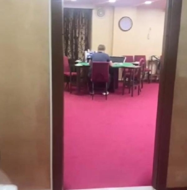 Küçükçekmece’de kumarhaneye baskın: 8 gözaltı 10 Küçükçekmecede kumarhaneye baskın 8 gözaltı