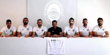 Kuşadasısporda 6 oyuncu kaldı