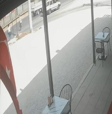 Leyla, otomobilde tartıştığı kocası tarafından sokakta bıçakla öldürüldü