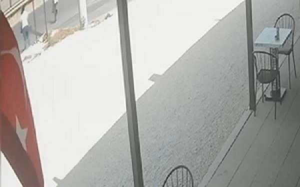 Leyla, otomobilde tartıştığı kocası tarafından sokakta bıçakla öldürüldü