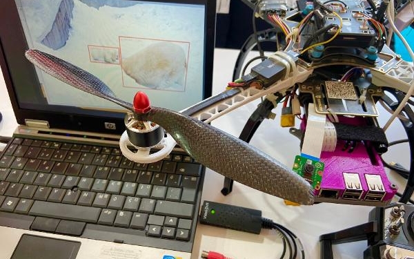 Lise öğrencilerinden kutup canlılarını İHA ile tespit edecek proje