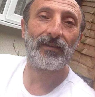 Londra'da uğradığı saldırıda ölen kuaför, memleketi Kayseri'de toprağa verildi 5 Londrada uğradığı saldırıda ölen kuaför memleketi Kayseride toprağa verildi