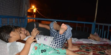 Mardin ve Batmanda aşırı sıcaklara dam palas çözümü