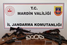 Mardinde iki evde silah ve fişek ele geçirildi