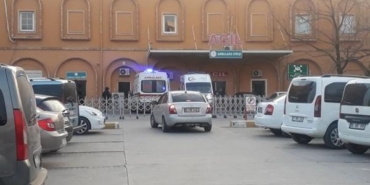 Mardin’de iki grup arasında tabanca ve bıçaklı kavga: 2 yaralı 5 Mardinde iki grup arasında tabanca ve bıçaklı kavga 2 yaralı