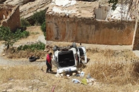 Mardinde piknik yolunda kaza 1i ağır 10 yaralı