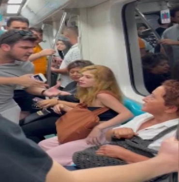 Marmarayda yolcunun başörtüsünü zorla açmaya çalıştı iddiasına soruşturma