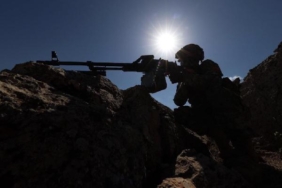 Mehmetçik, Eyyam-ı Bahur sıcaklarında görev başında 11 Mehmetçik Eyyam-ı Bahur sıcaklarında görev başında