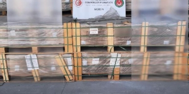 Mersin'de 265 ton kaçak cam ele geçirildi 40 Mersinde 265 ton kaçak cam ele geçirildi