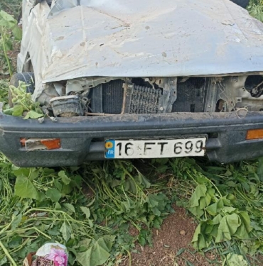 Mevsimlik işçileri taşıyan kamyonet tarlaya savruldu 3 ölü 11 yaralı Ek fotoğraflar