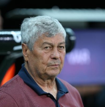 Mircea Lucescu: Ben bu stadın yapılmasına katkı sağlamak için 2 yıllık kontratımı bıraktım