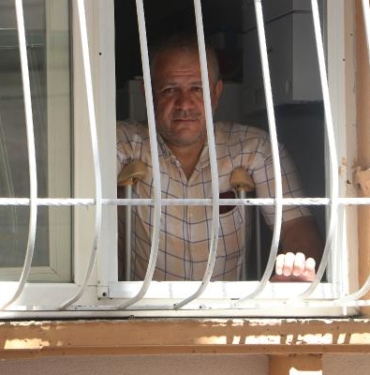 Motosikleti çalınan engelli çift, sokağa çıkamaz oldu 5 Motosikleti çalınan engelli çift sokağa çıkamaz oldu