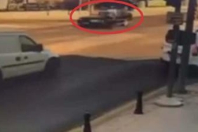 Motosikletle otomobilin çarpıştığı 1 kişinin öldüğü kaza kamerada