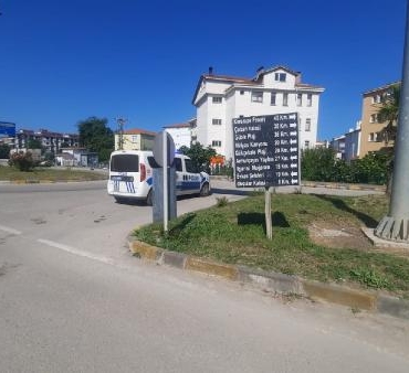 Motosikletlerin çarpıştığı kaza kamerada 1i ağır 3 yaralı