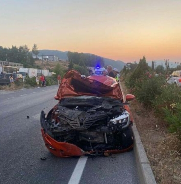 Muğla'da otomobilin çarptığı motosikletteki 2 kişi öldü, 2 yaralı 2 Muğlada otomobilin çarptığı motosikletteki 2 kişi öldü 2 yaralı