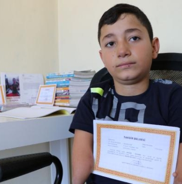 Nakşin yürüyüp okula gitmek istiyor