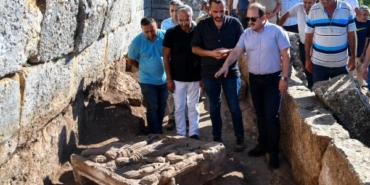 Olba Antik Kenti'nde 2'nci yüzyıla ait heykel ve friz parçaları bulundu 10 Olba Antik Kentinde 2nci yüzyıla ait heykel ve friz parçaları bulundu