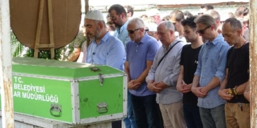 Organları ile 7 kişiye umut olan Serpil, son yolculuğuna uğurlandı 39 Organları ile 7 kişiye umut olan Serpil son yolculuğuna uğurlandı