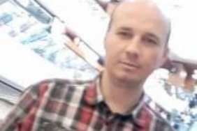 Otomobil yol kenarında park halindeki TIRa çarptı 4 ölü 2 yaralı Ek fotoğraflar