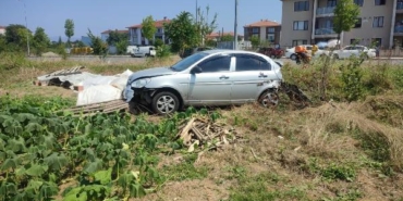 Otomobile çarpan motosikletin sürücüsü, ağır yaralandı 6 Otomobile çarpan motosikletin sürücüsü ağır yaralandı