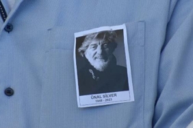 Oyuncu Ünal Silver son yolculuğuna uğurlandı 3 Oyuncu Ünal Silver son yolculuğuna uğurlandı