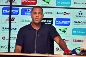 Patrick Kluivert İnanılmaz bir sonuç aldık