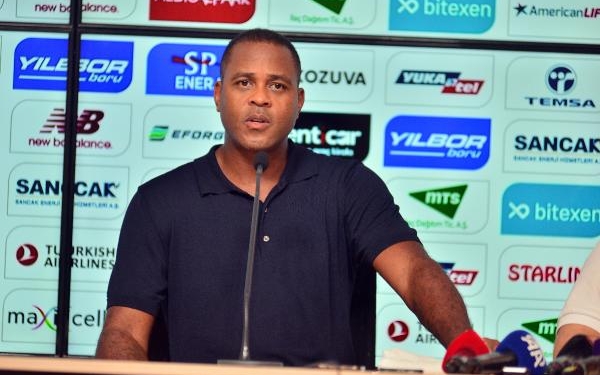 Patrick Kluivert İnanılmaz bir sonuç aldık