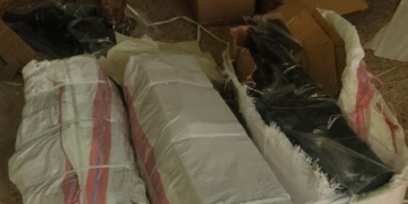 Pendikte kaçak silah ticareti baskını