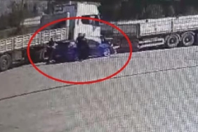 Polisten kaçan şüpheliler, uyuşturucuyu TIR’ın dorsesine sakladı 15 Polisten kaçan şüpheliler, uyuşturucuyu TIR’ın dorsesine sakladı