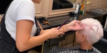 Rus ve Ukraynalı kadınlar, kuaförler ile güzellik salonlarının işini artırdı 12 Rus ve Ukraynalı kadınlar kuaförler ile güzellik salonlarının işini artırdı