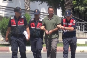 Rüşvet alırken suçüstü yakalanan liman başkanı adliyeye sevk edildi