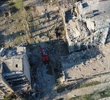 Rusya, Donetsk bölgesinde yerleşim yerlerini vurdu: 7 ölü, 67 yaralı 3 Rusya Donetsk bölgesinde yerleşim yerlerini vurdu 7 ölü 67 yaralı