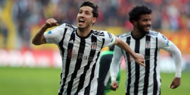 Salih Uçana Genoa kancası