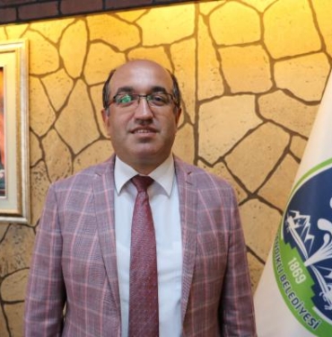 Sandıklı Belediye Başkanı şarkıcı Gökçenin konserini iptal etti