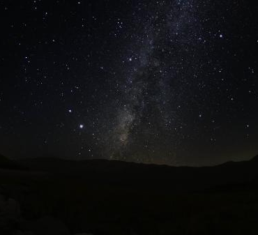 Saniyede 59 kilometre hızla atmosfere girecek gök taşları ateş topları gibi görünecek