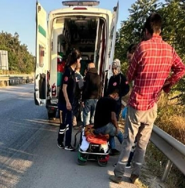 Şarampole düşen minibüs alev aldı 2 yaralı