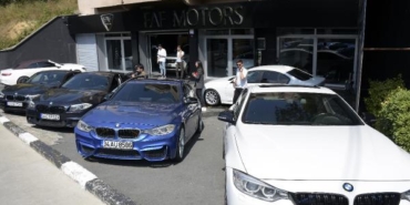 Sarıyer'de 6 dakikada 400 bin liralık hayalet gösterge hırsızlığı kamerada 1 Sarıyerde 6 dakikada 400 bin liralık hayalet gösterge hırsızlığı kamerada