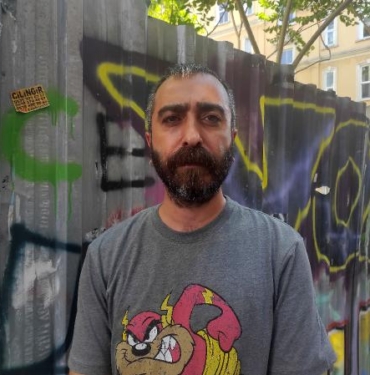 Sarıyer'de mesafeyi beğenmeyen taksici yolcuları indirdi iddiası 8 Sarıyerde mesafeyi beğenmeyen taksici yolcuları indirdi iddiası