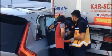 Şarkıcı Tan, Burdur'da trafik kazasında yaralandı / Ek fotoğraflar 24 Şarkıcı Tan Burdurda trafik kazasında yaralandı Ek fotoğraflar