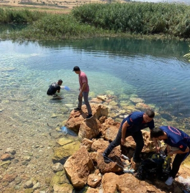Serinlemek için girdiği gölde boğuldu 4 Serinlemek için girdiği gölde boğuldu