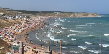 Sıcaktan bunalanlar sahillere ve piknik alanlarına akın etti